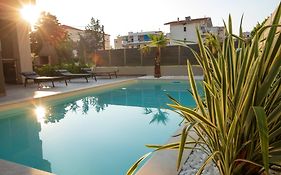 Olive Apartments